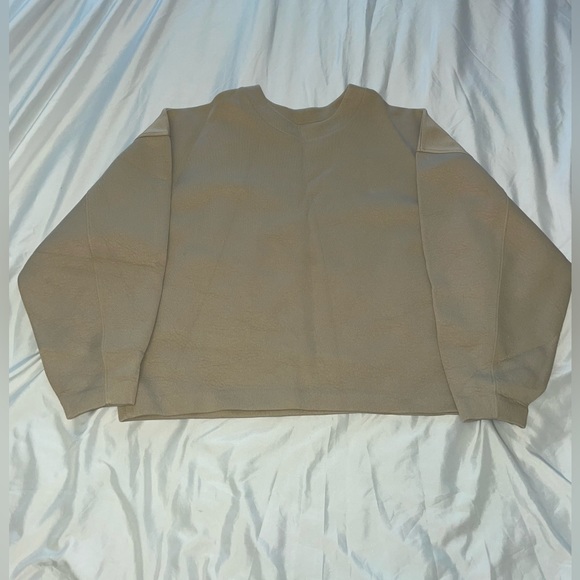 Weekday brand oversized cropped sweatshirt - Picture 2 of 3